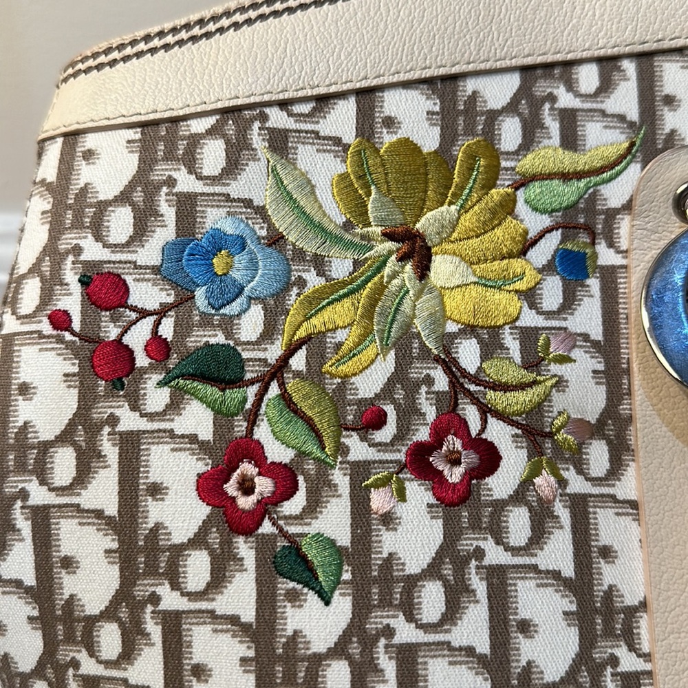 CHRISTIAN DIOR Trotter Pattern Flower Embroidered Handbag Beige - Picture 5 of 10